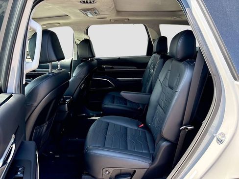Used 2022 Kia Telluride SX w/ SX Prestige Package AWD/4WD image 26