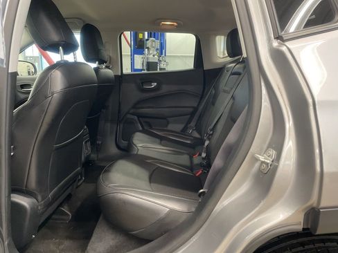 Used 2020 Jeep Compass Latitude AWD/4WD image 21