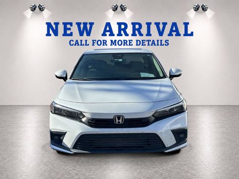 Used 2022 Honda Civic Touring image 4