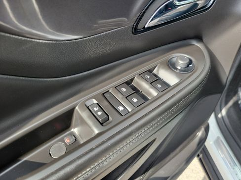 Used 2022 Buick Encore Preferred w/ Safety Package image 23