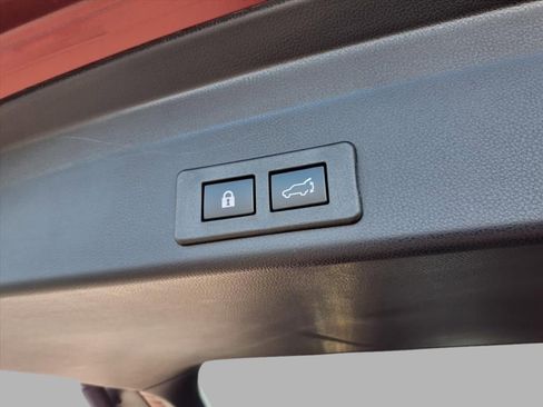 Used 2024 Subaru Ascent Onyx Edition image 28