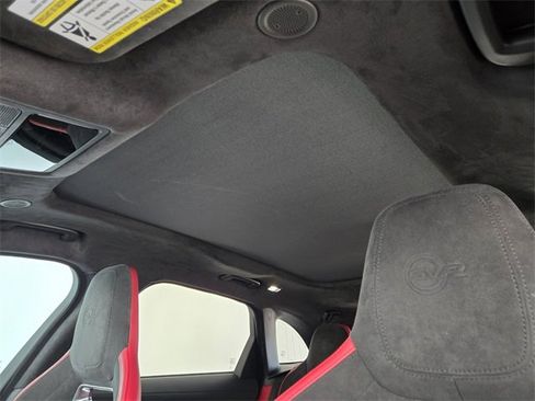 Used 2023 Jaguar F-PACE SVR image 11