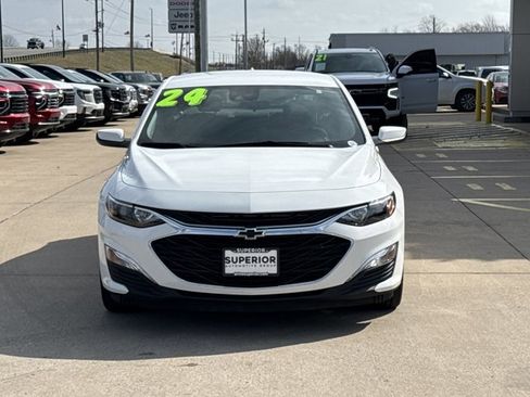 Used 2024 Chevrolet Malibu RS w/ LPO, Floor Liner Package image 12