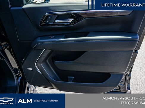 New 2026 Chevrolet Suburban Premier RWD image 44