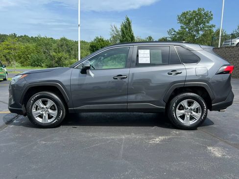 Used 2025 Toyota RAV4 XLE AWD/4WD image 38
