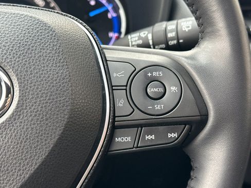 Used 2020 Toyota RAV4 XSE image 28