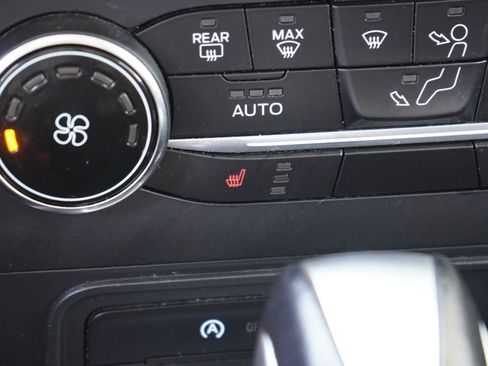 Used 2020 Ford EcoSport SE AWD/4WD image 33