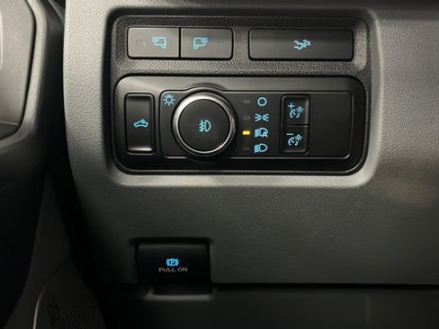 Used 2024 Ford F250 XLT w/ XLT Premium Package AWD/4WD image 33