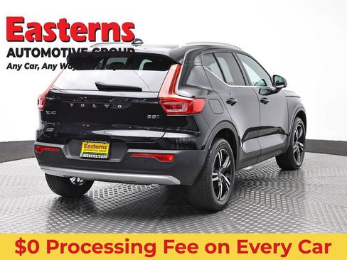Used 2024 Volvo XC40 B5 Core AWD/4WD image 5