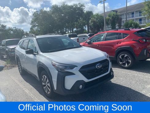 Used 2024 Subaru Outback Premium AWD/4WD image 1