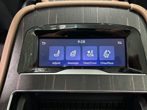 Used 2025 Lincoln Navigator L Black Label image 32