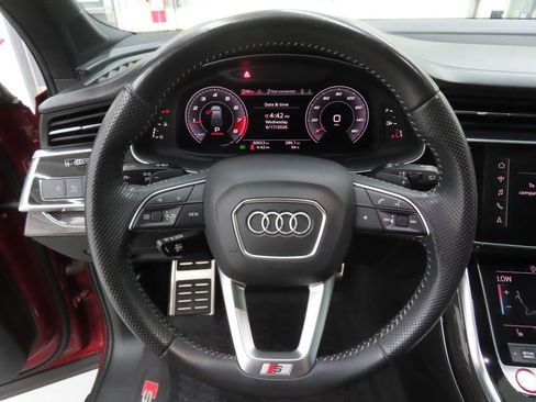 Used 2020 Audi SQ7 Premium Plus w/ SQ7 Black Optic Package AWD/4WD image 14