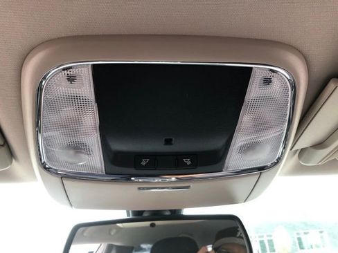 Used 2021 Chrysler 300 Touring w/ Sport Appearance Package RWD image 28