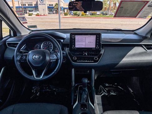 Certified 2022 Toyota Corolla Cross LE AWD/4WD image 15