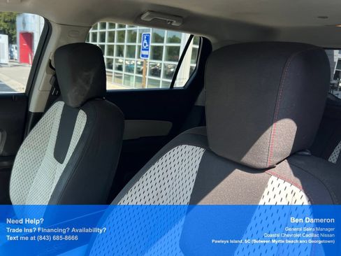 Used 2013 GMC Terrain SLE FWD image 8