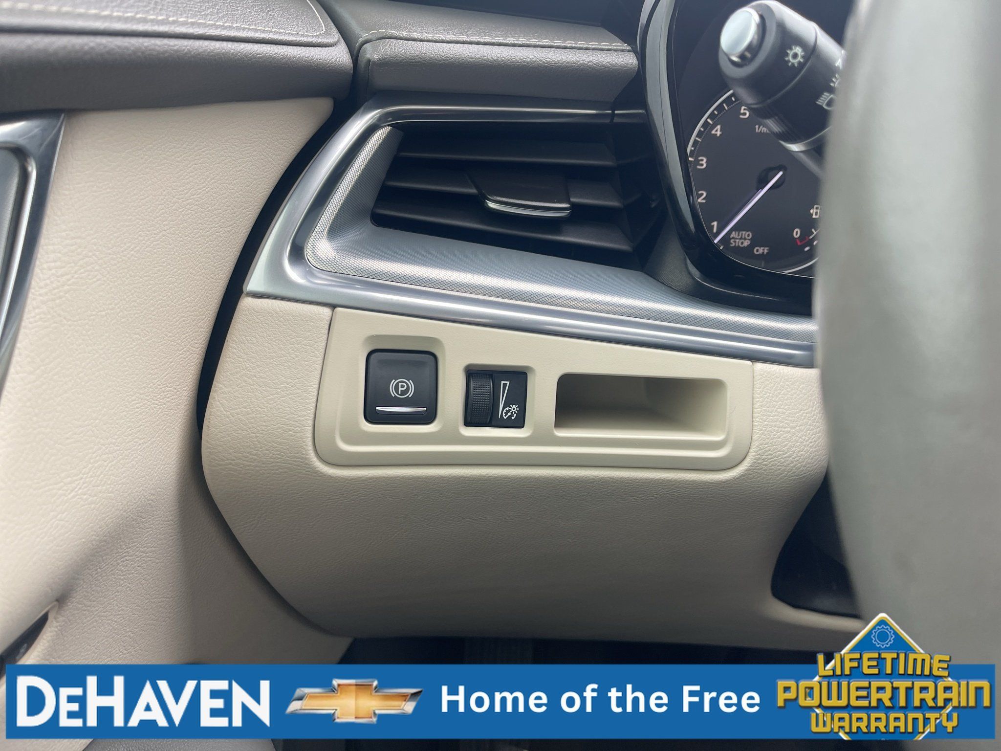 Used 2021 Cadillac XT5 Premium Luxury FWD image 18