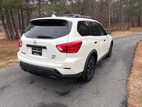 Used 2020 Nissan Pathfinder SV w/ Rock Creek Edition image 12