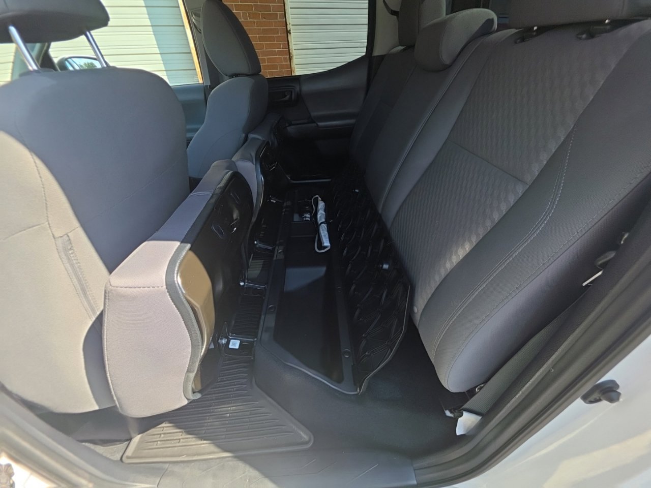 Used 2020 Toyota Tacoma SR AWD/4WD image 20