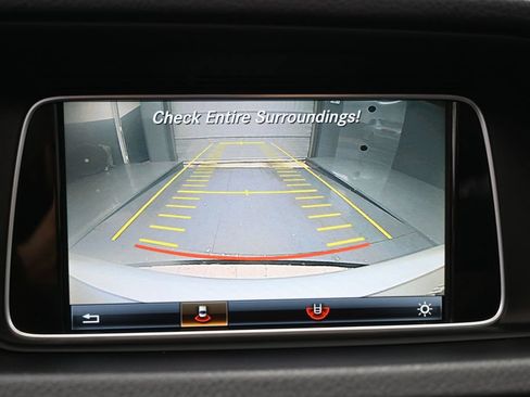 Used 2016 Mercedes-Benz E 350 4MATIC Sedan image 23