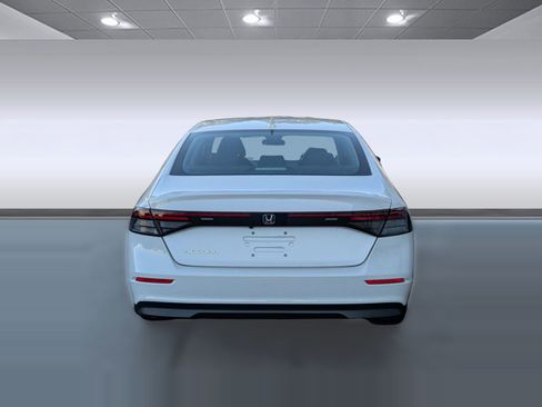 Used 2023 Honda Accord EX image 10