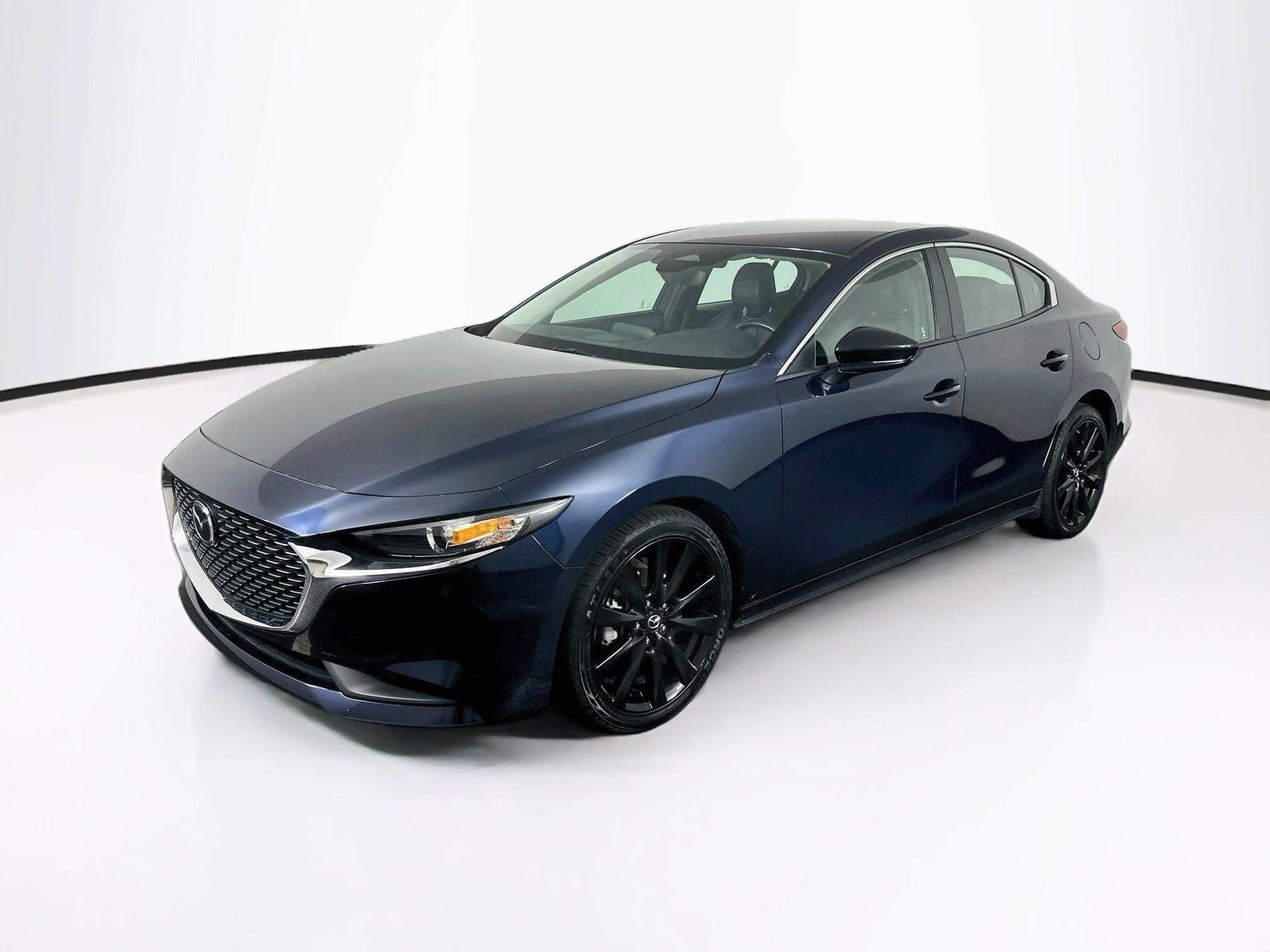 Used 2025 MAZDA MAZDA3 s FWD image 3