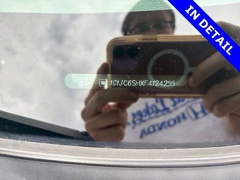 Used 2015 Chevrolet Sonic LT image 28