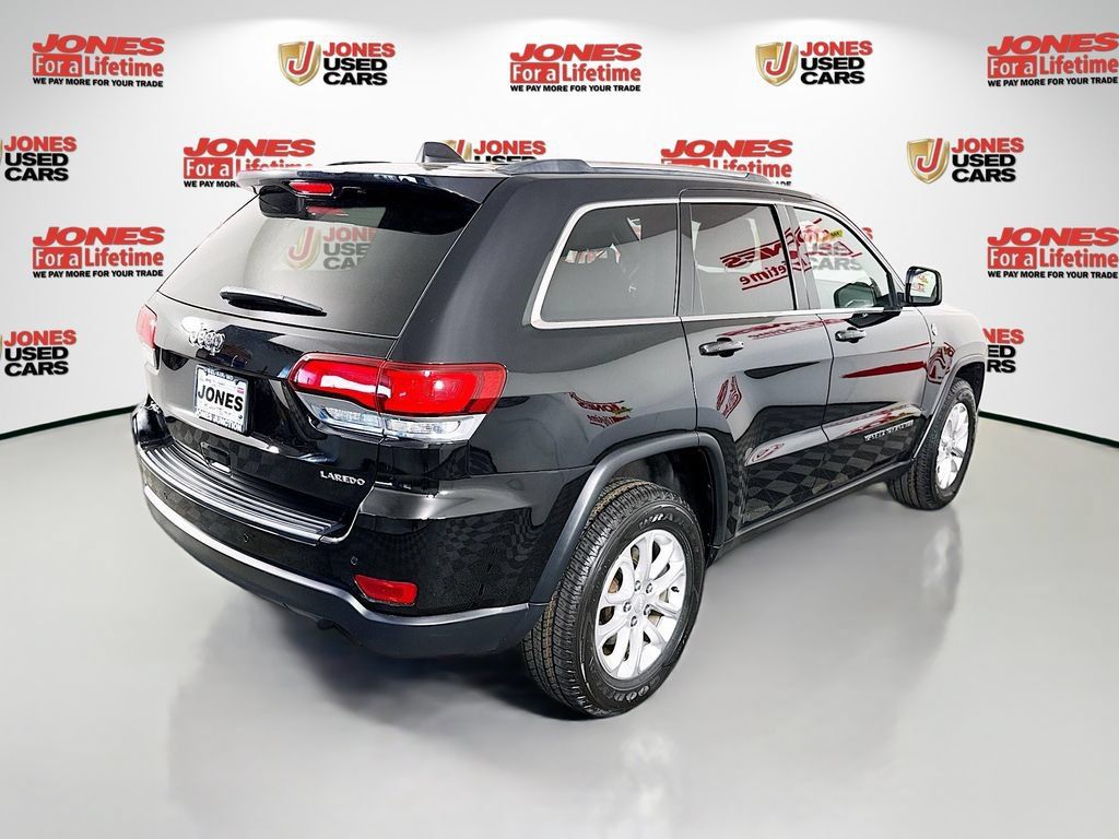 Used 2021 Jeep Grand Cherokee Laredo AWD/4WD image 17