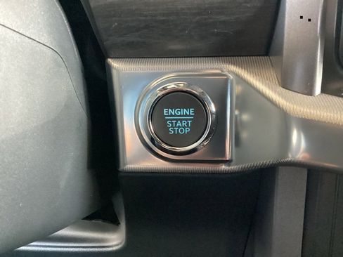 New 2025 Ford F150 Lariat w/ Equipment Group 501A Mid image 61