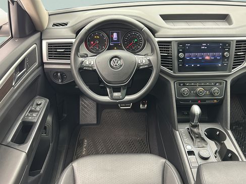 Used 2019 Volkswagen Atlas SE w/ Panoramic Sunroof Package AWD/4WD image 11