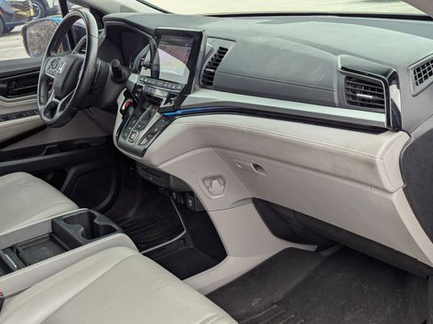 Used 2021 Honda Odyssey Touring image 25