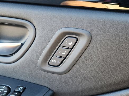 New 2025 Honda Pilot TrailSport image 16