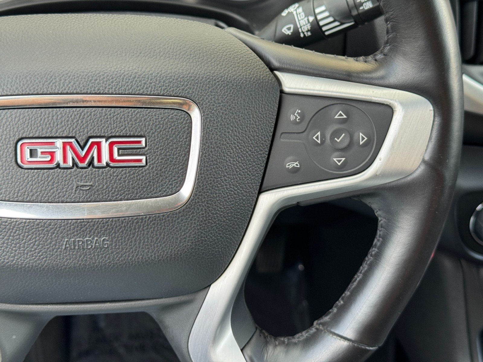 Used 2019 GMC Terrain SLT w/ Preferred Package AWD/4WD image 22