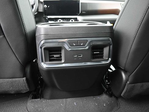 New 2026 GMC Sierra 2500 Denali w/ Denali Reserve Package image 25