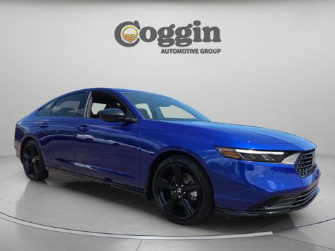 Used 2023 Honda Accord Sport image 7