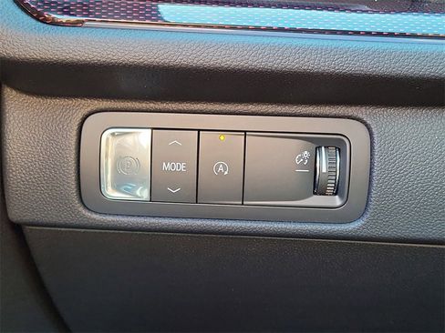 New 2026 Chevrolet Traverse RS image 12