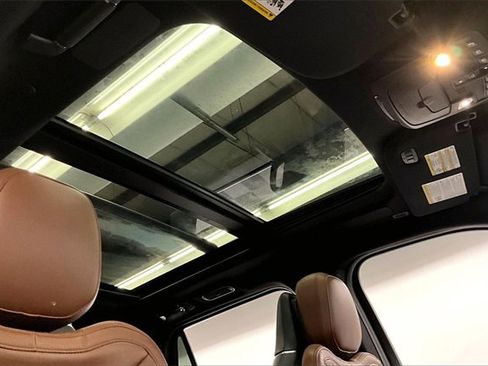 Used 2023 Lincoln Navigator Reserve image 16