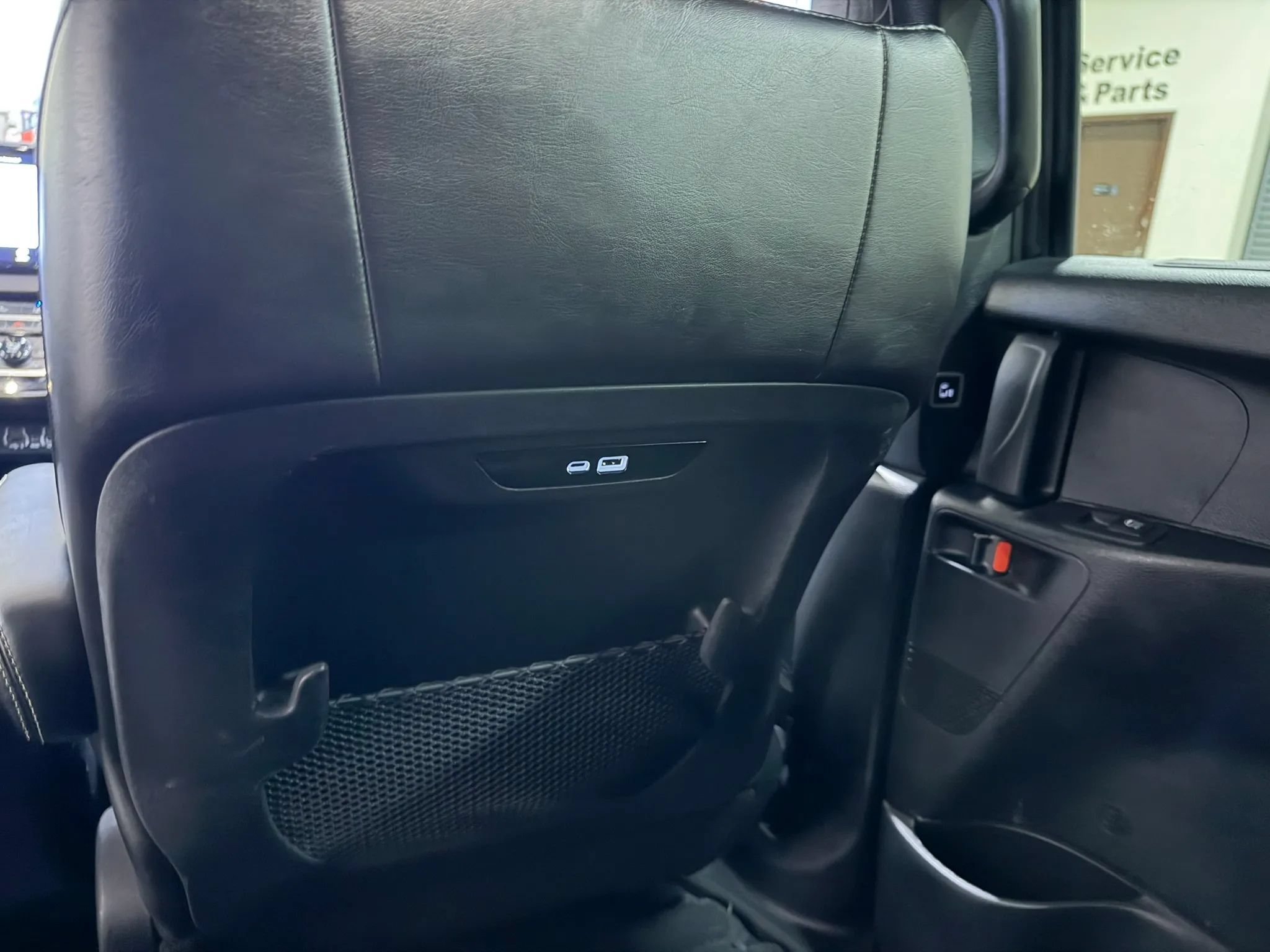 Used 2025 Chrysler Pacifica Select FWD image 47