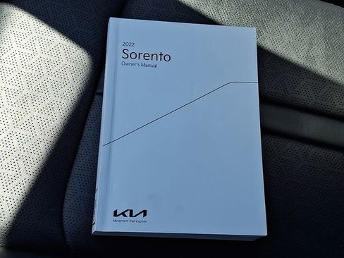 Certified 2022 Kia Sorento S w/ Panoramic Sunroof Package FWD image 25