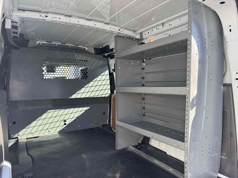 Used 2021 Ford Transit Connect XL image 8