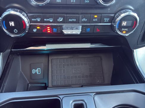 Used 2021 Ford F150 Limited image 20