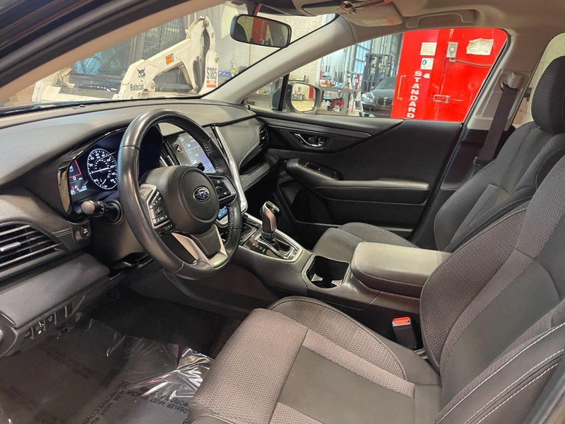 Used 2023 Subaru Outback Premium AWD/4WD image 17