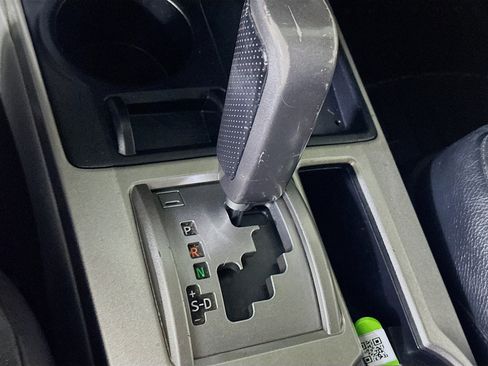 Used 2011 Toyota 4Runner SR5 image 22