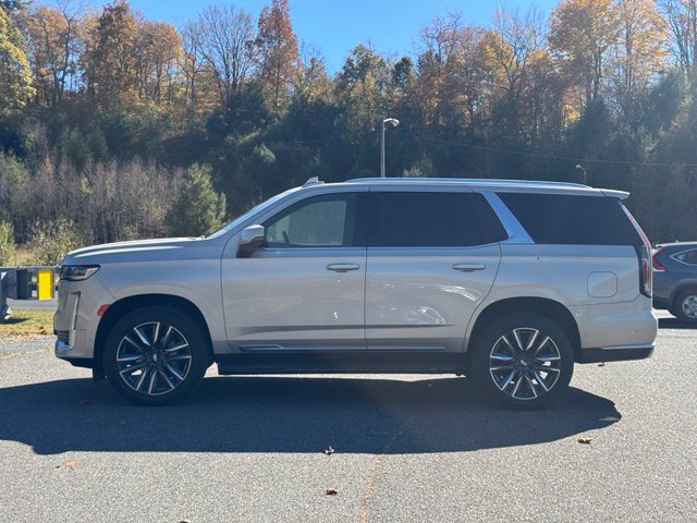 Used 2021 Cadillac Escalade Premium Luxury w/ Performance Package AWD/4WD image 4