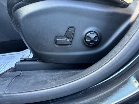 Used 2015 Jeep Cherokee Limited FWD image 19