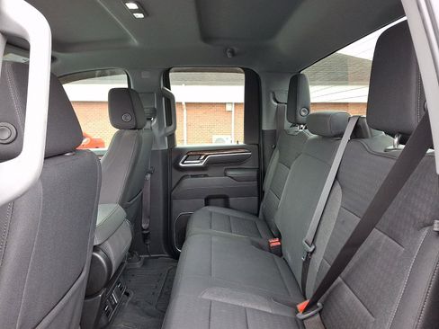 Used 2024 GMC Sierra 3500 SLE w/ SLE Value Package image 10