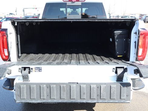 Used 2020 GMC Sierra 3500 Denali w/ Denali Ultimate Package image 16