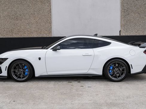 Used 2024 Ford Mustang Dark Horse w/ Dark Horse Handlin Package RWD image 10