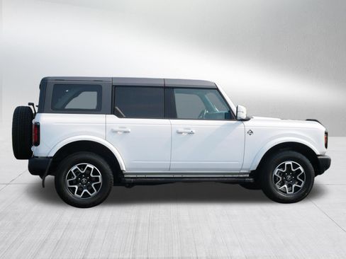Used 2023 Ford Bronco Outer Banks AWD/4WD image 6