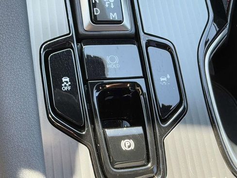 Used 2024 Lexus RX 500h F Sport image 25