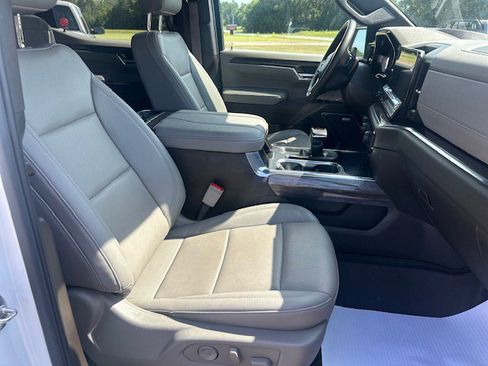 Used 2024 Chevrolet Silverado 1500 LTZ image 20